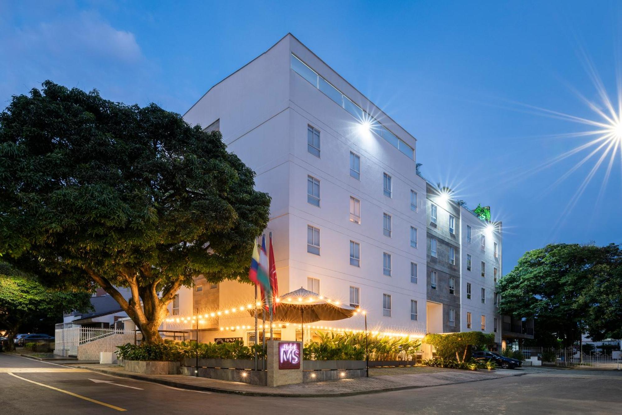 Hotel Ms Ciudad Jardin Cali Exterior photo